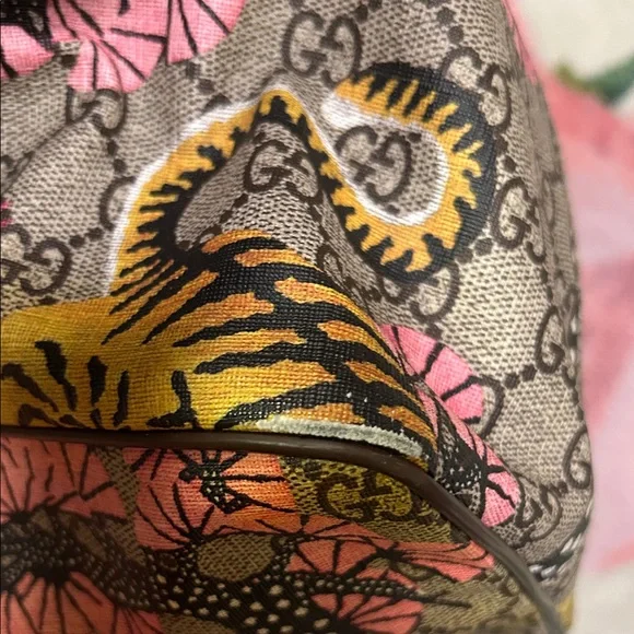 Gucci Pink and Brown bengal Tiger Print Tote Rare HTF vintage - Picture 9 of 16